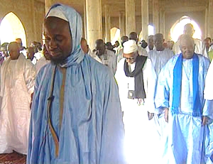 L'Aïd El Kébir 2013 à Touba sous la présence effective du Khalife Général des Mourides Cheikh Sidy Moukhtar MBACKE (VIDEO)