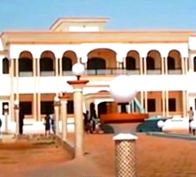Remise des clefs de la Résidence Cheikhoul Khadim située sur la rocade de TOUBA