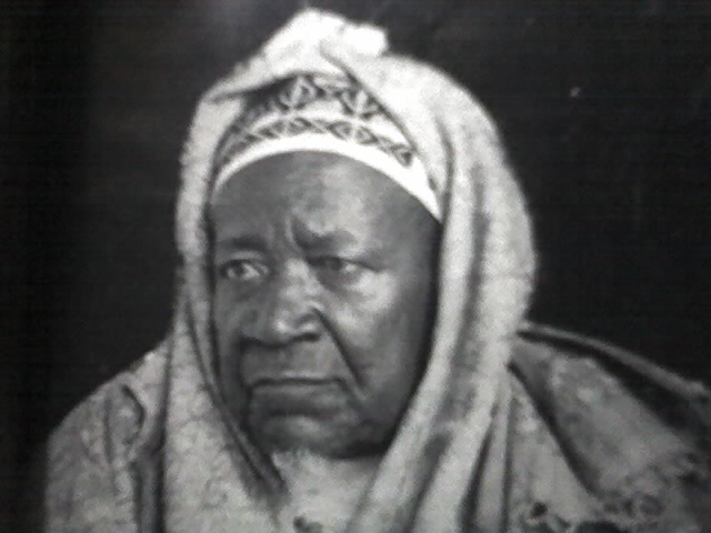 (Vidéo Intégrale) : Vie et oeuvre de Serigne Fallou, Borom Kazu Rajab. Regardez !