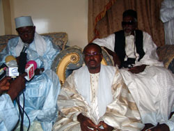 Visite de courtoisie de Serigne Abdoul Aziz Sy au Khalif Général des Mourides
