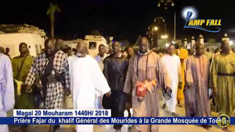 Magal Darou Khoudoss 2018 : Prière Fajar du khalif Général des Mourides à la grande Mosquée de Touba