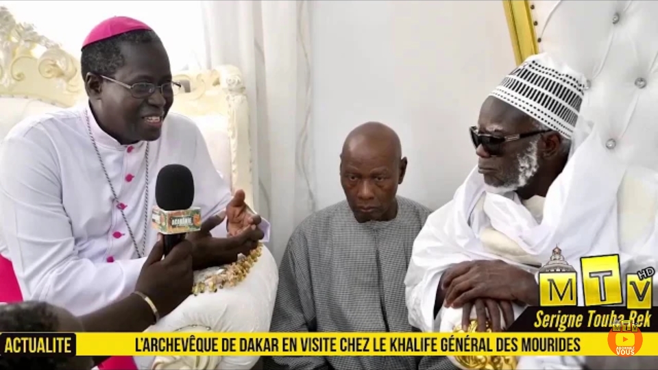 L'archevêque de Dakar en visite chez le Khalife général des Mourides