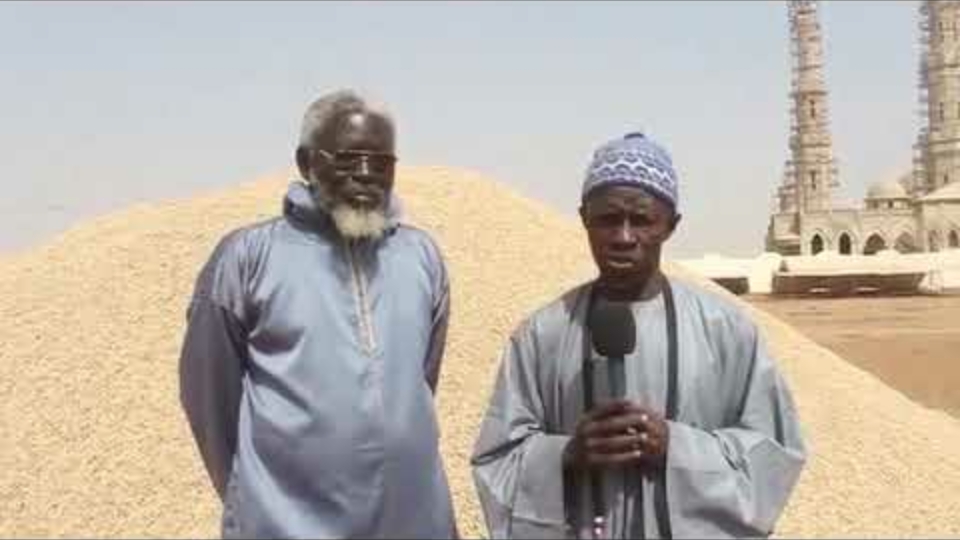 Appel Serigne Cheikh Saliou décorticage des semances d'arachides à Touba Sham Boukh