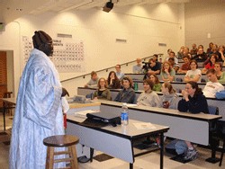 Conférence internationale sur l'esclavage : Le Responsable Moral de Hizbut-Tarqiyyah invité de l'UNESCO